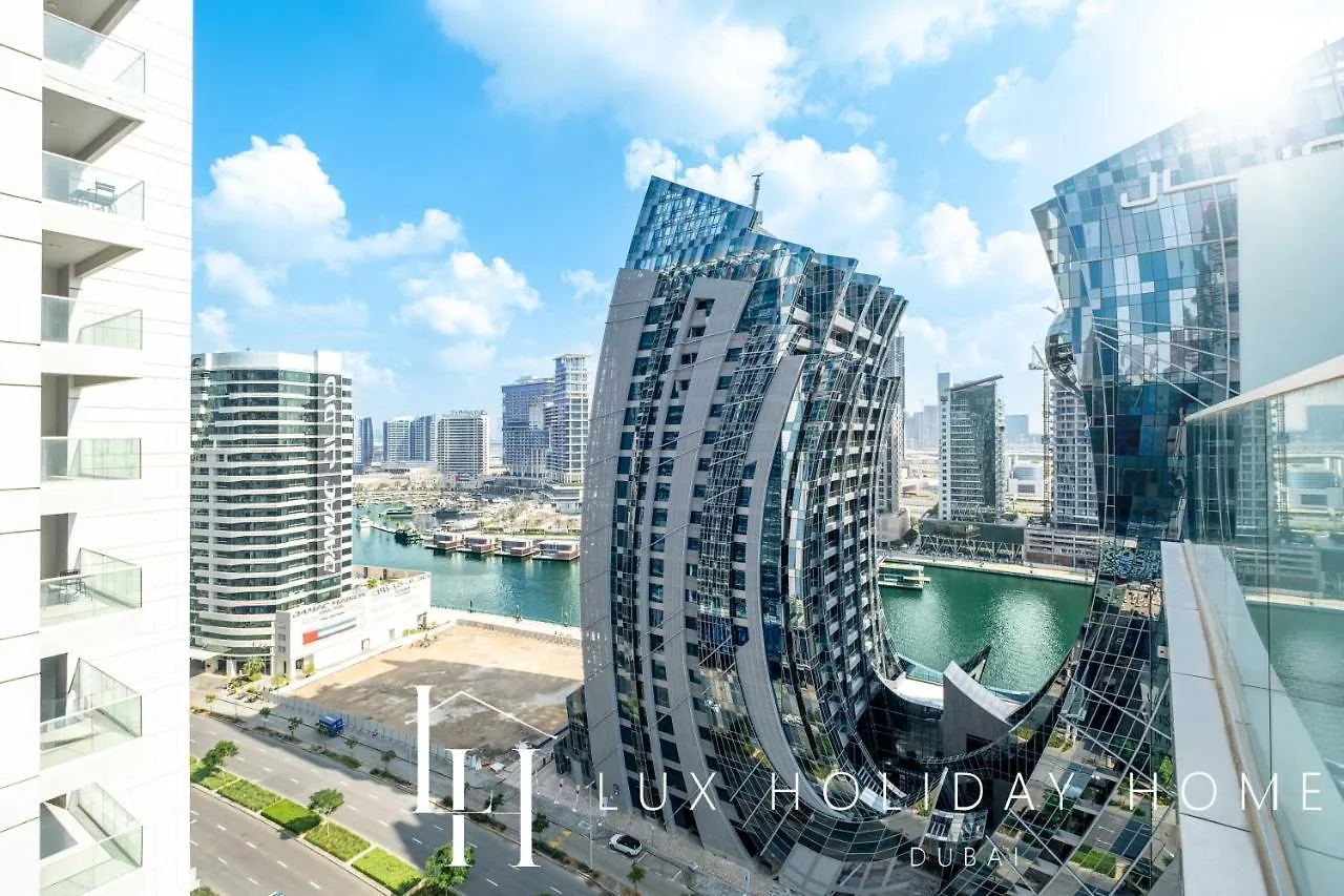 Lux The Majestine Burj Khalifa View Studio دبي شقة
